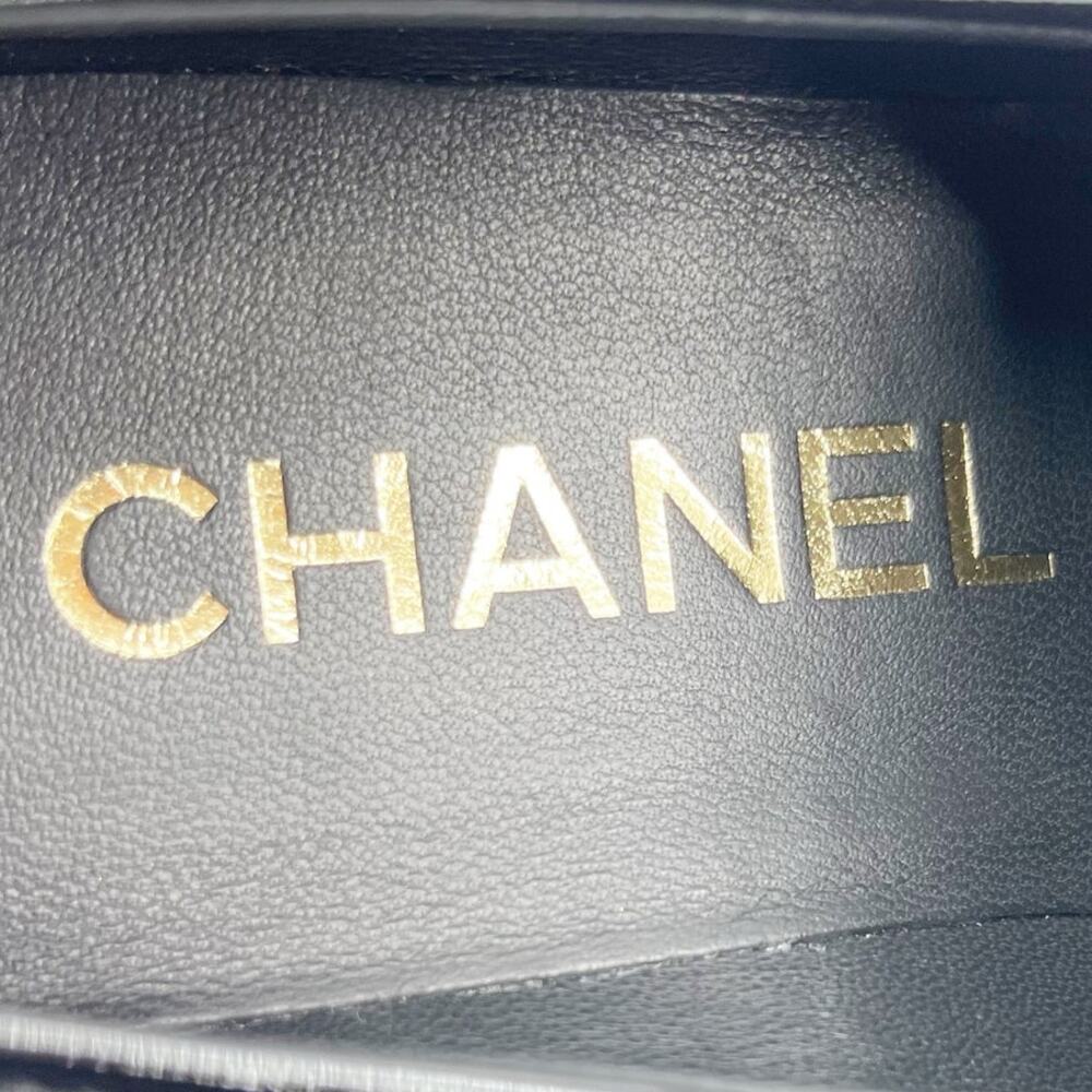 Chanel Fall Winter 2024 Black Patent CC Chain Platform Loafers EU 37 New In Box - Picture 10 of 12